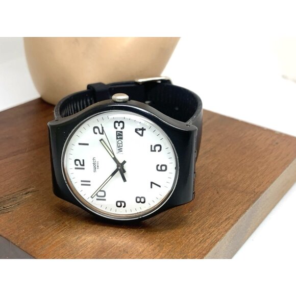 Swatch Men's Watch SUOB705 Swiss Quartz White Dial Day Date Black Rubber 41mm - Picture 8 of 14